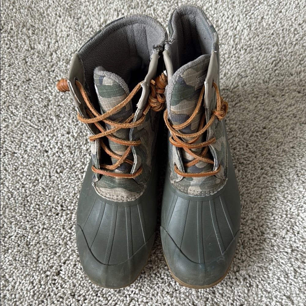 Sperry Green and Brown Rain & Snow Boots Waterproof Design